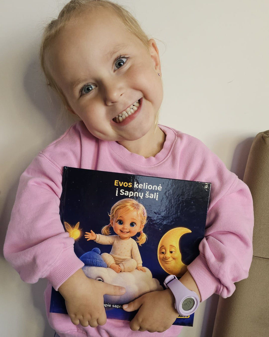 Eva su savo VARDU knygele „Sapnų šalis“